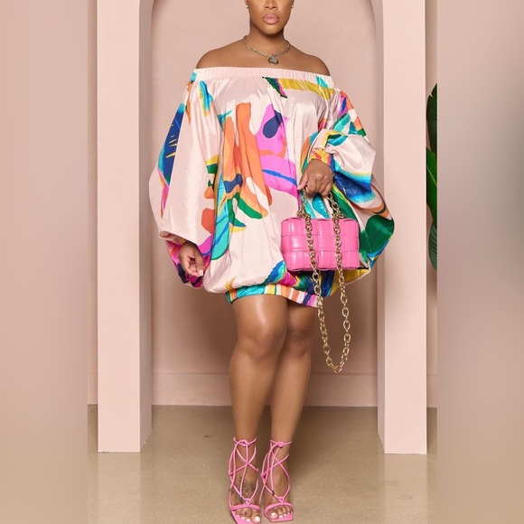 Plus Size Off-Shoulder Abstract Print Balloon Sleeve Mini Dress Bold Multicolor - Picture 1 of 7